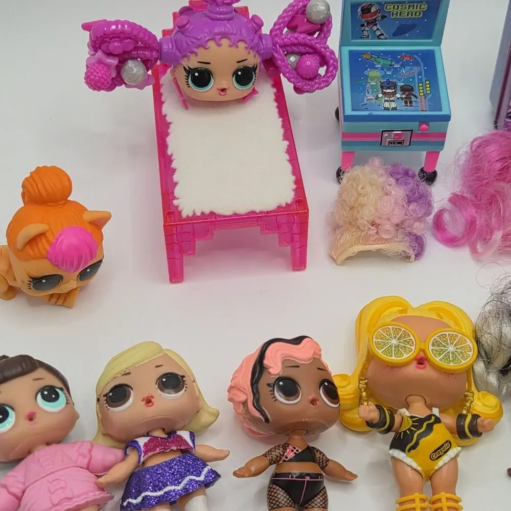 L.O.L. Surprise! Doll Lot – 39 LOL Dolls, Pets & Babies Plus Accessories